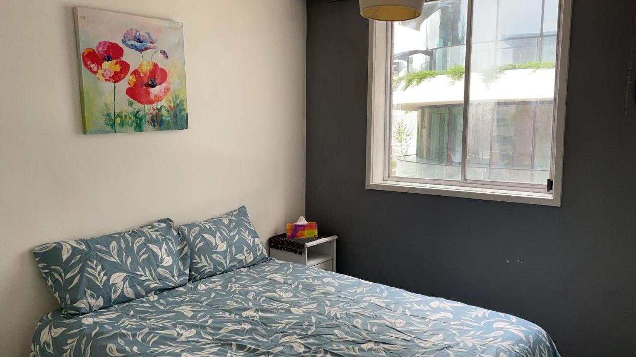 St Kilda Beachfront 2 Bedroom Apartment Melbourne Bagian luar foto
